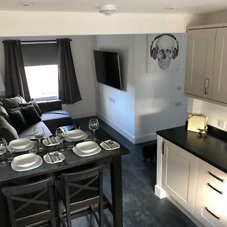 L&H Apartments Инвернес Екстериор снимка
