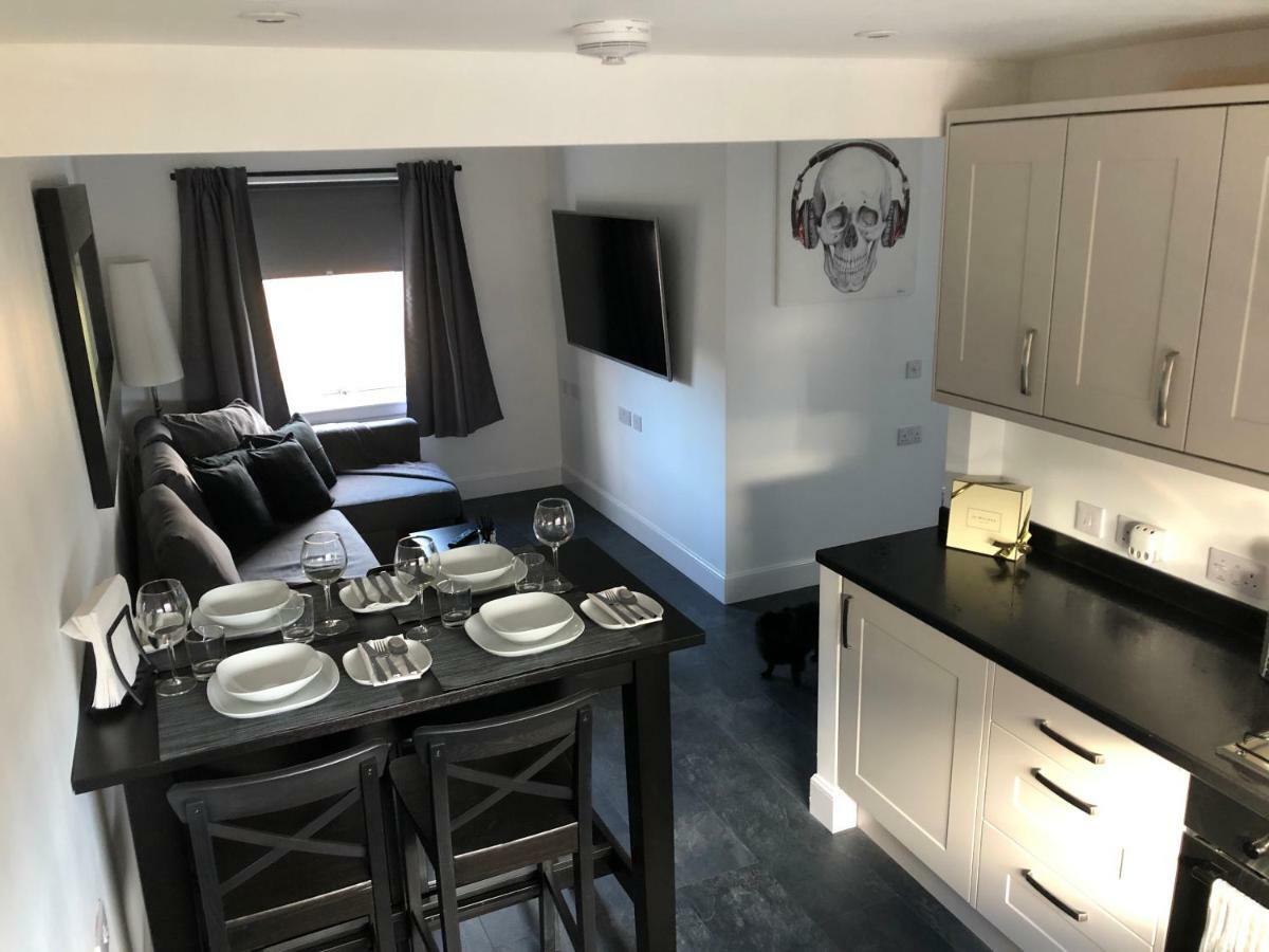 L&H Apartments Инвернес Екстериор снимка